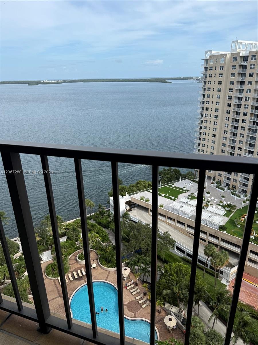 520 Brickell Key Dr # A2011, Miami FL 33131