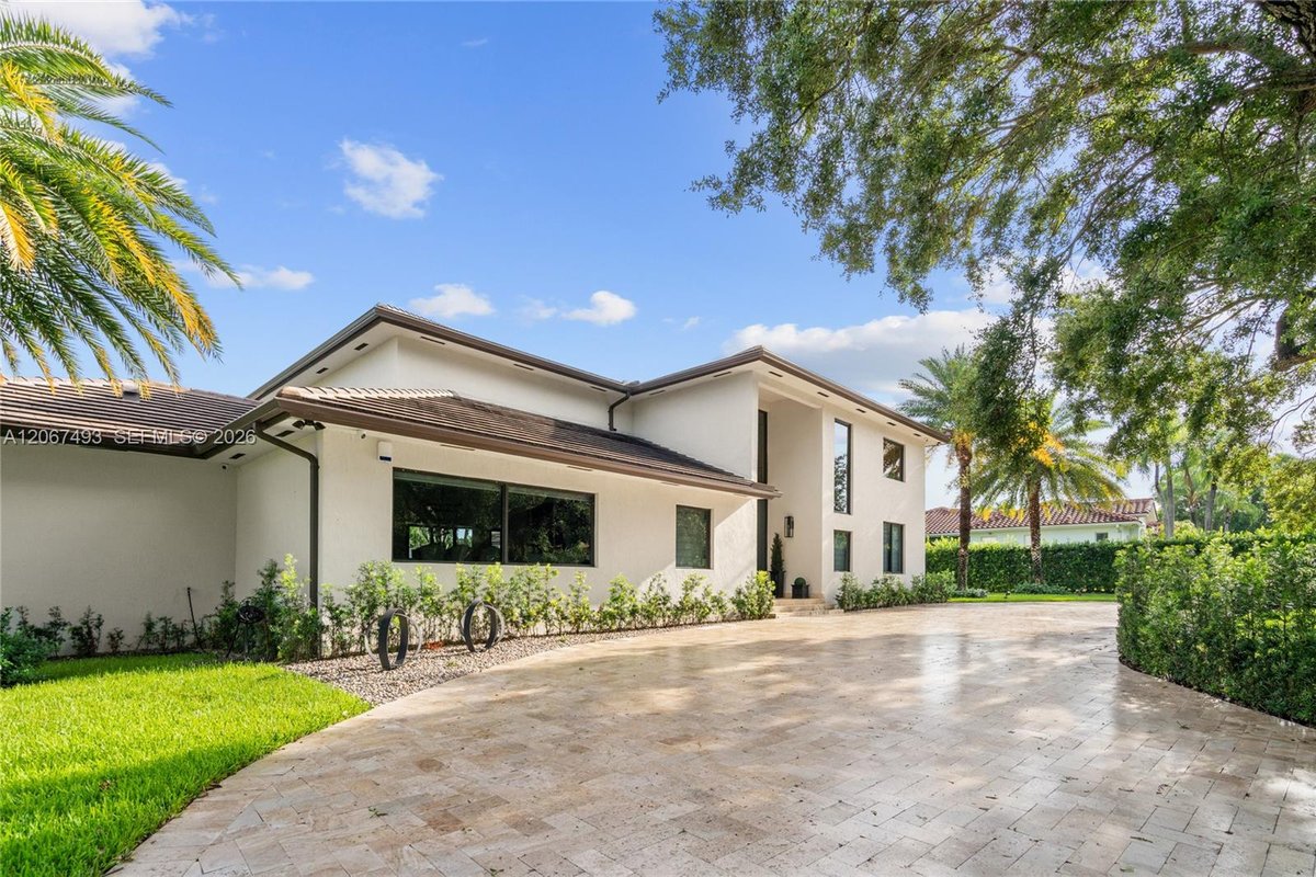 5720 SW 128th St, Pinecrest FL 33156