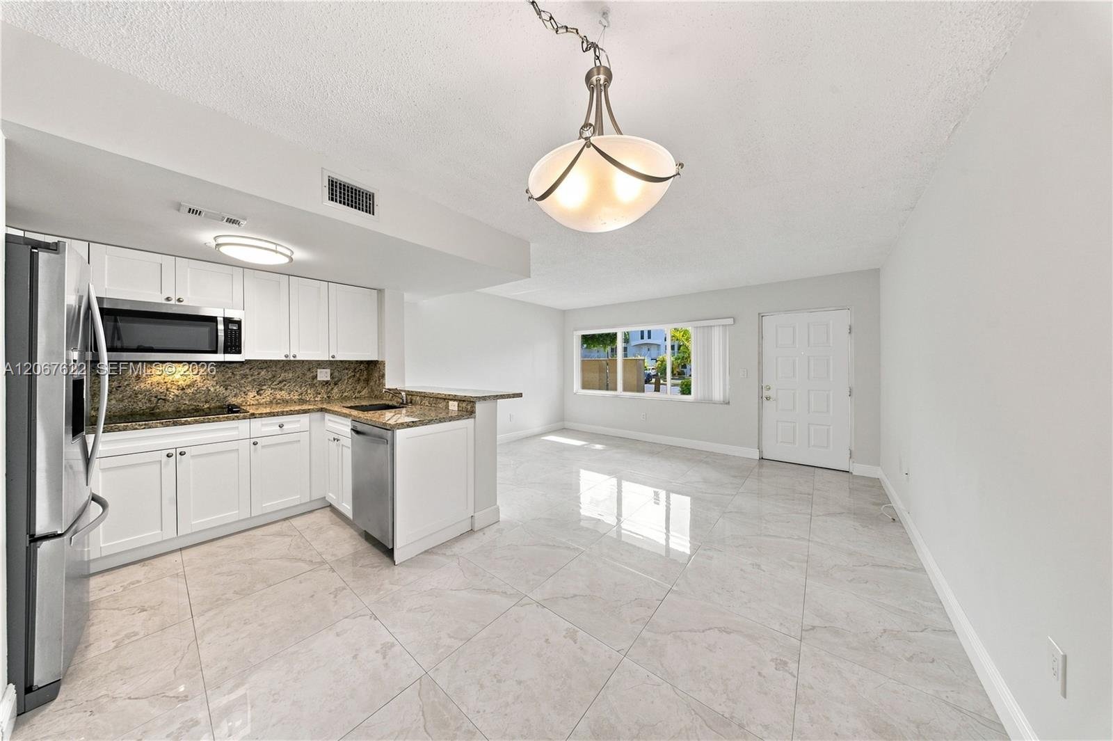 670 NW 85th Pl # 104, Miami FL 33126