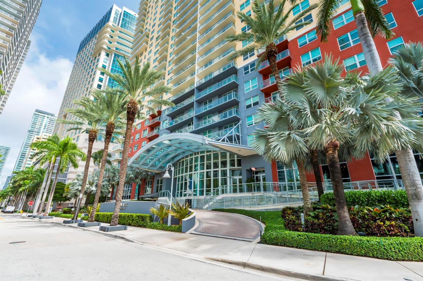 1155 BRICKELL BAY Drive # 2509, Miami FL 33131