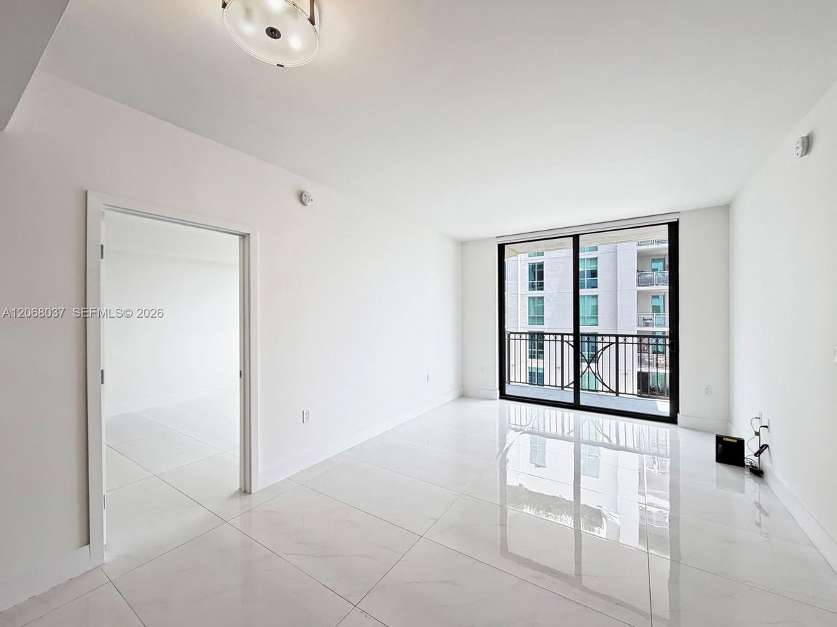 301 Altara Ave # 609, Coral Gables FL 33146