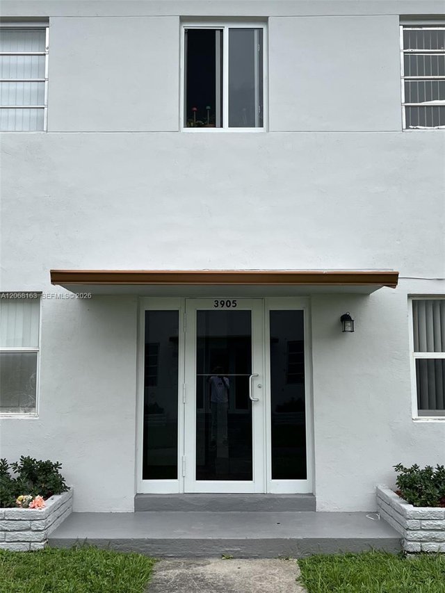 3911 W Flagler St # 2C, Miami FL 33134
