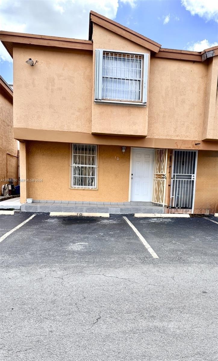 1701 W 42nd Pl # 10, Hialeah FL 33012