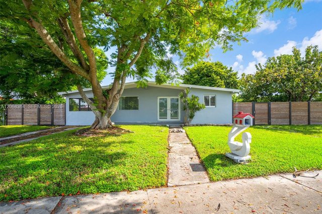 11445 SW 43rd Ter, Miami FL 33165