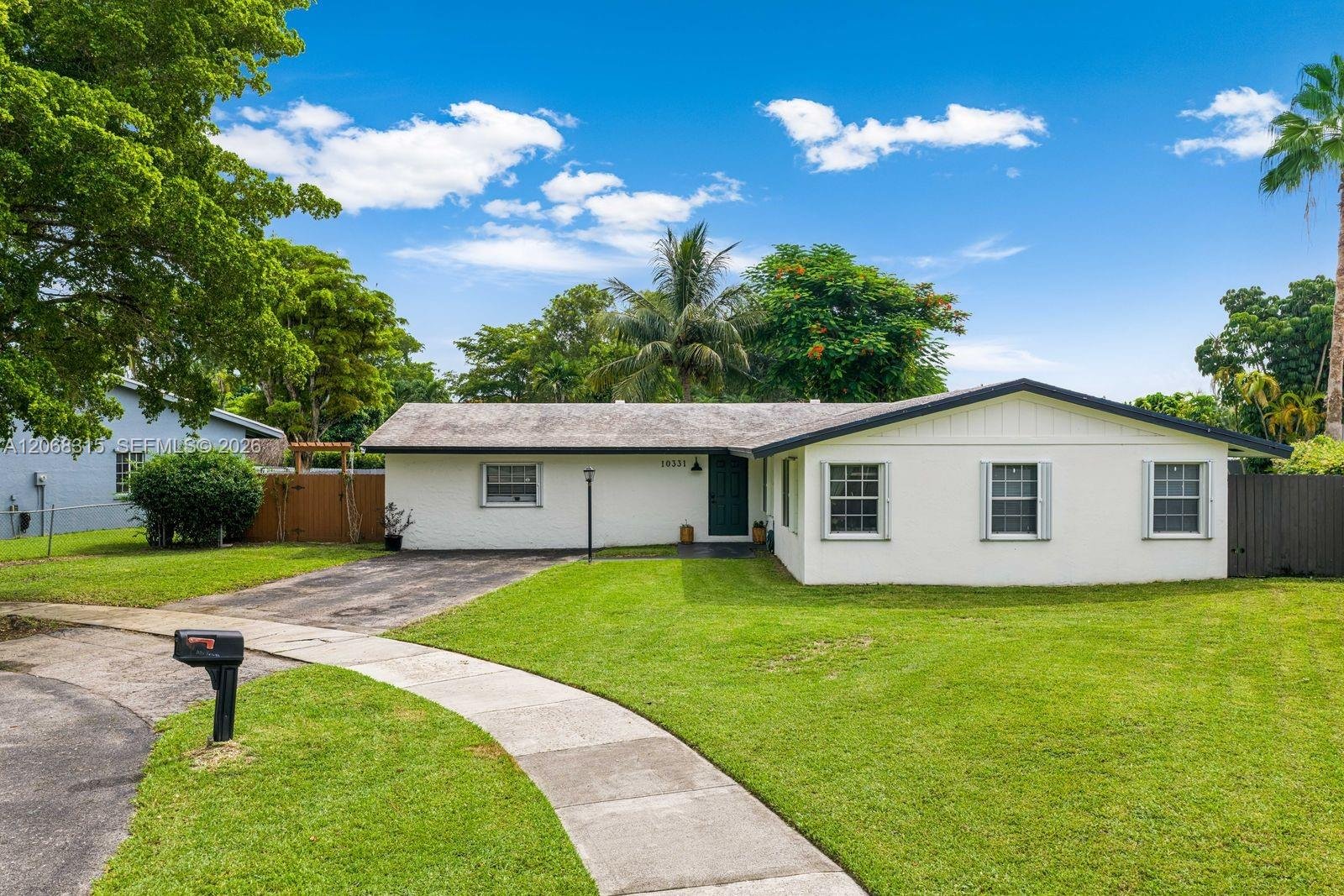 10331 SW 130th Ave, Miami FL 33186