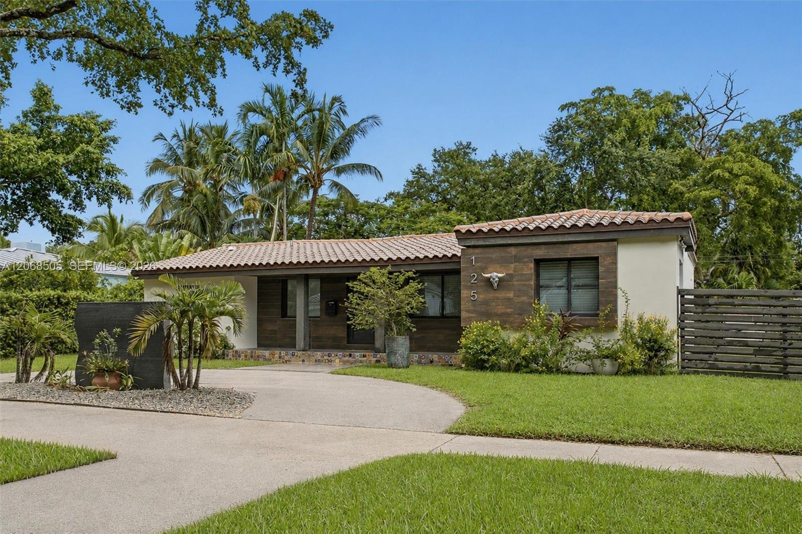 125 NE 107th St, Miami Shores FL 33161