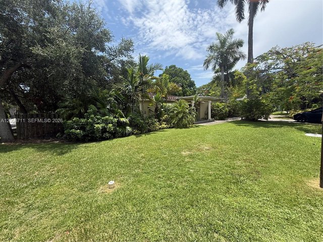 6200 SW 78th St, South Miami FL 33143