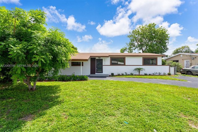 18425 NW 23rd Ave, Miami Gardens FL 33056