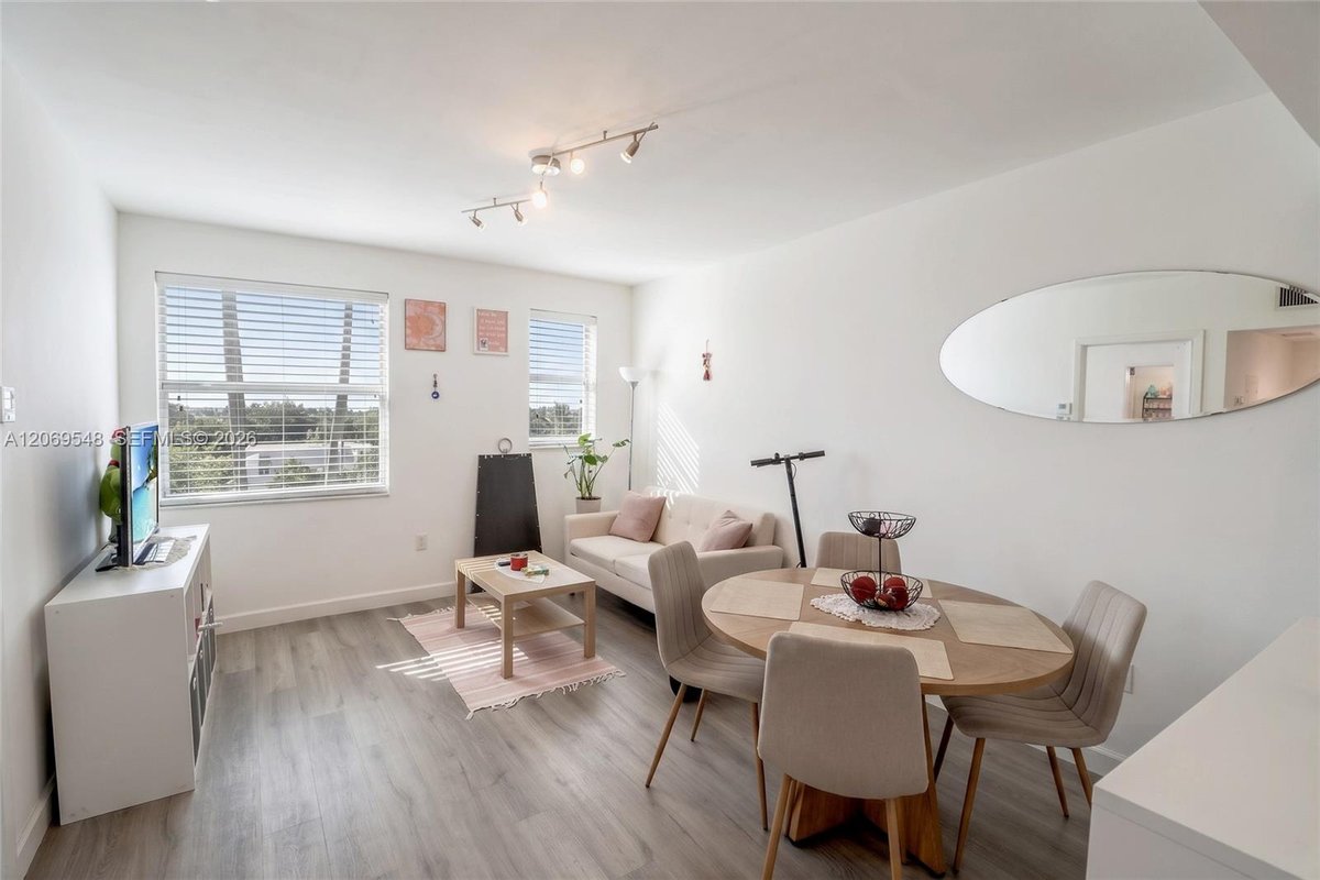 1550 Drexel Ave # 103, Miami Beach FL 33139