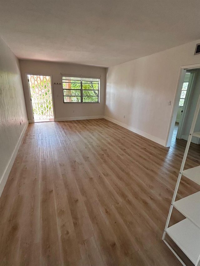 3591 SW 10TH Street # 12B, Miami FL 33135