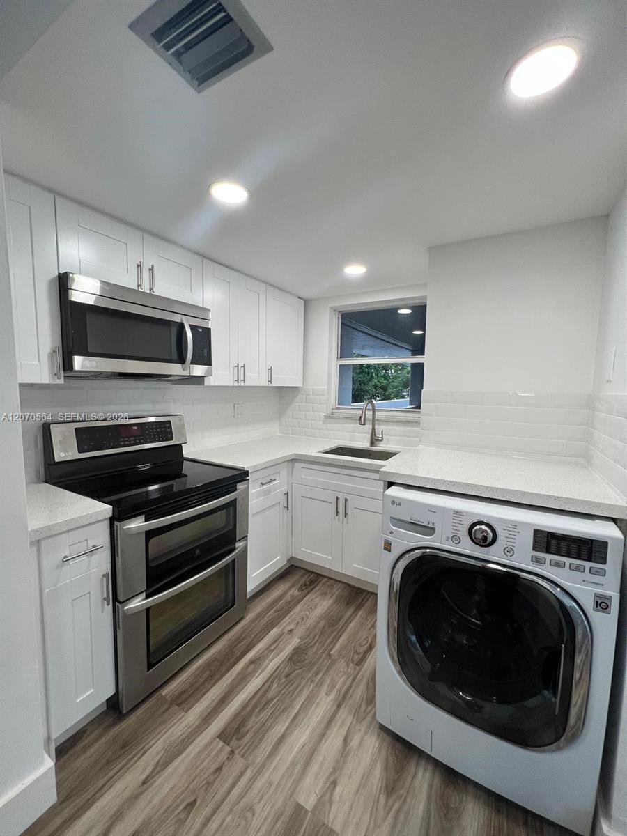 310 Fontainebleau Blvd # 204, Miami FL 33172