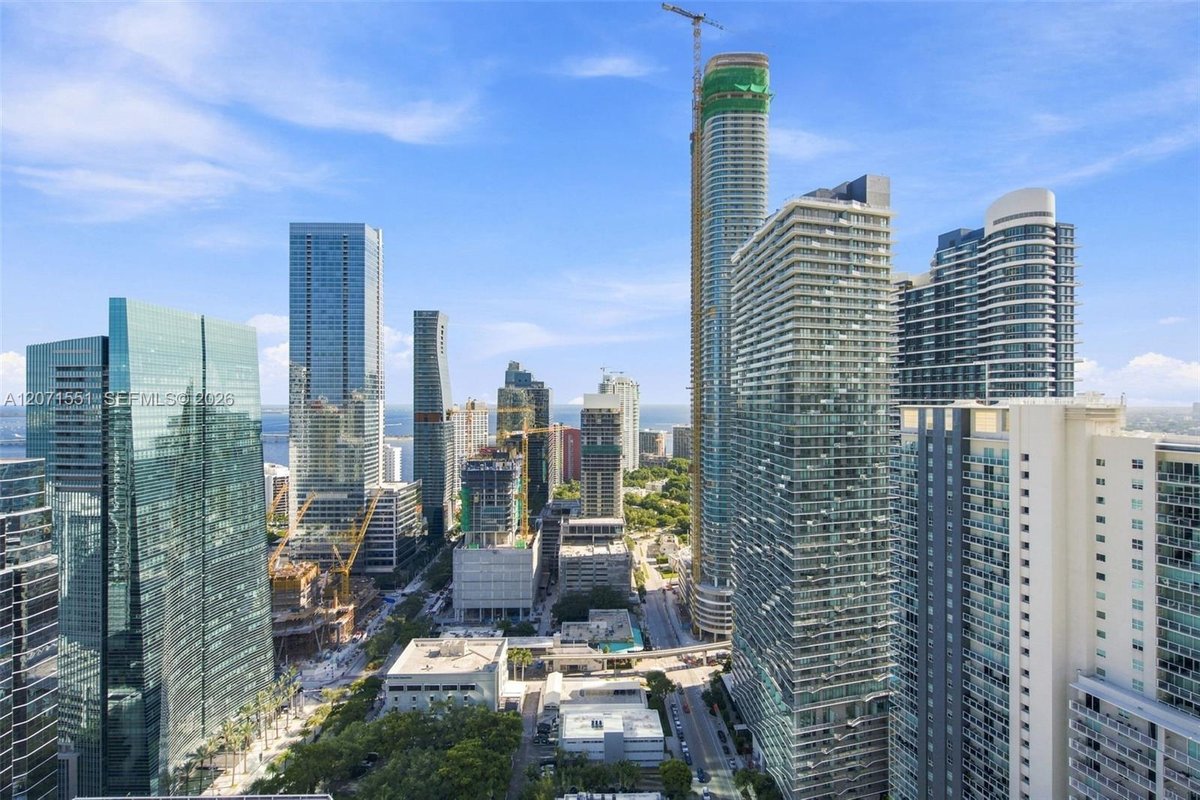 1080 Brickell Ave # 3800, Miami FL 33131
