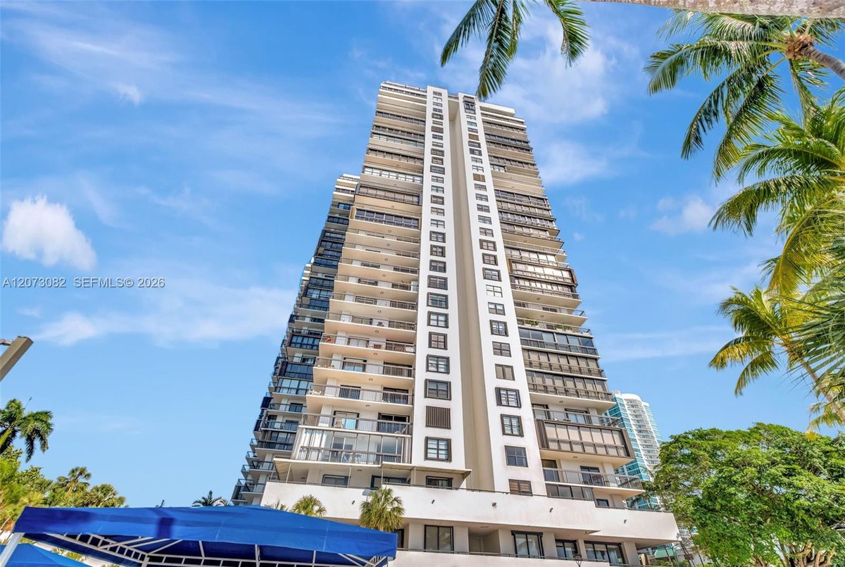 2333 Brickell Ave # 2814, Miami FL 33129