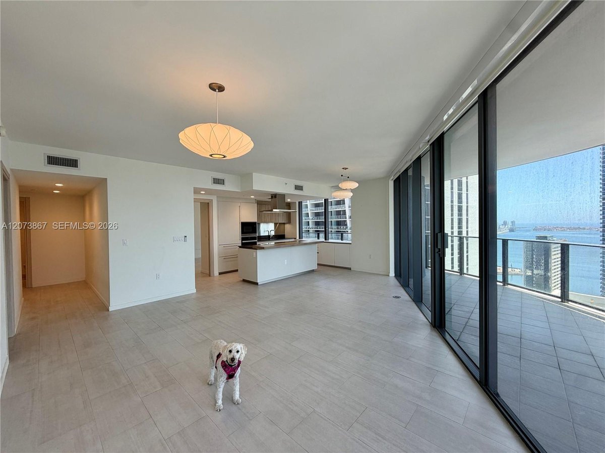 1000 Brickell Plz # 4301, Miami FL 33131