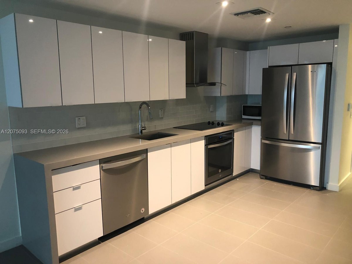 1600 NE 1st Ave # 1102, Miami FL 33132