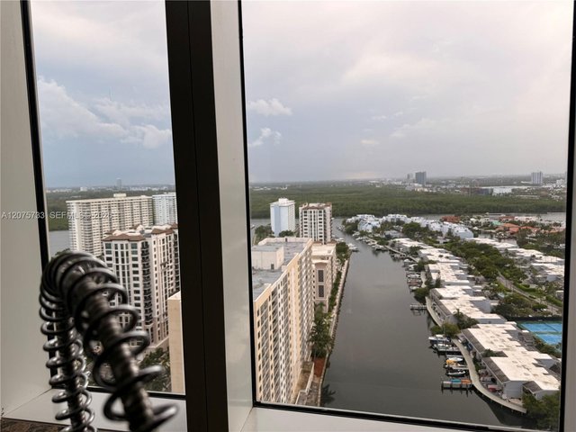 16001 SW Collins Ave # 2406, Sunny Isles Beach FL 33160