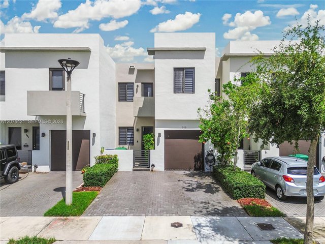 519 SW 91st Pl, Miami FL 33174