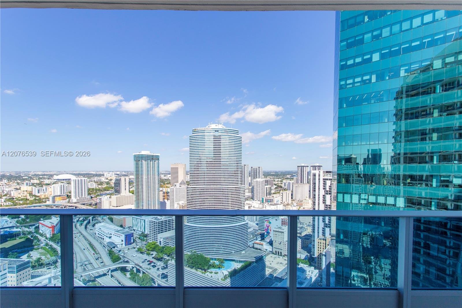 200 BISCAYNE BLVD WY # 4512, Miami FL 33131
