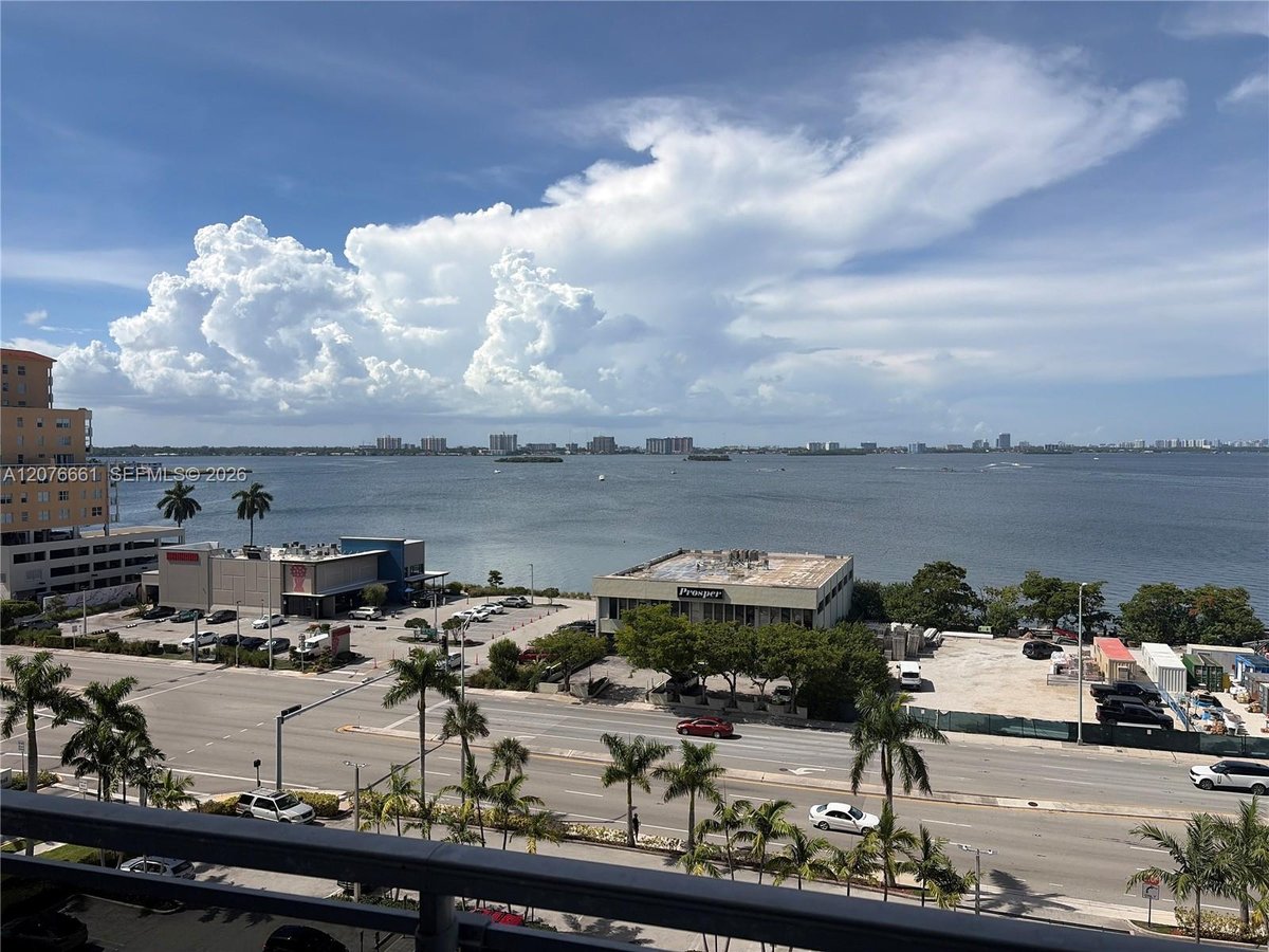 7901 Hispanola Ave # 807, North Bay Village FL 33141