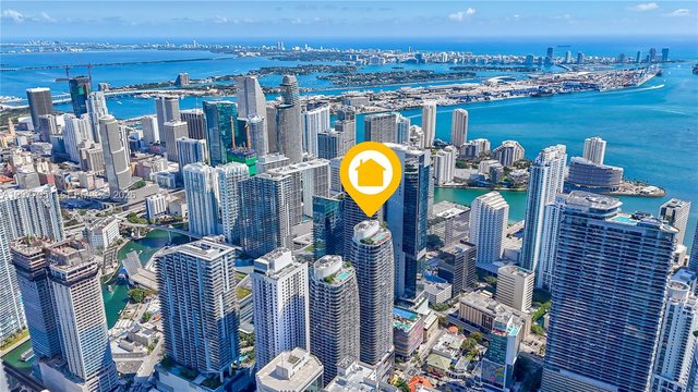 45 SW 9th St # 1405, Miami FL 33130