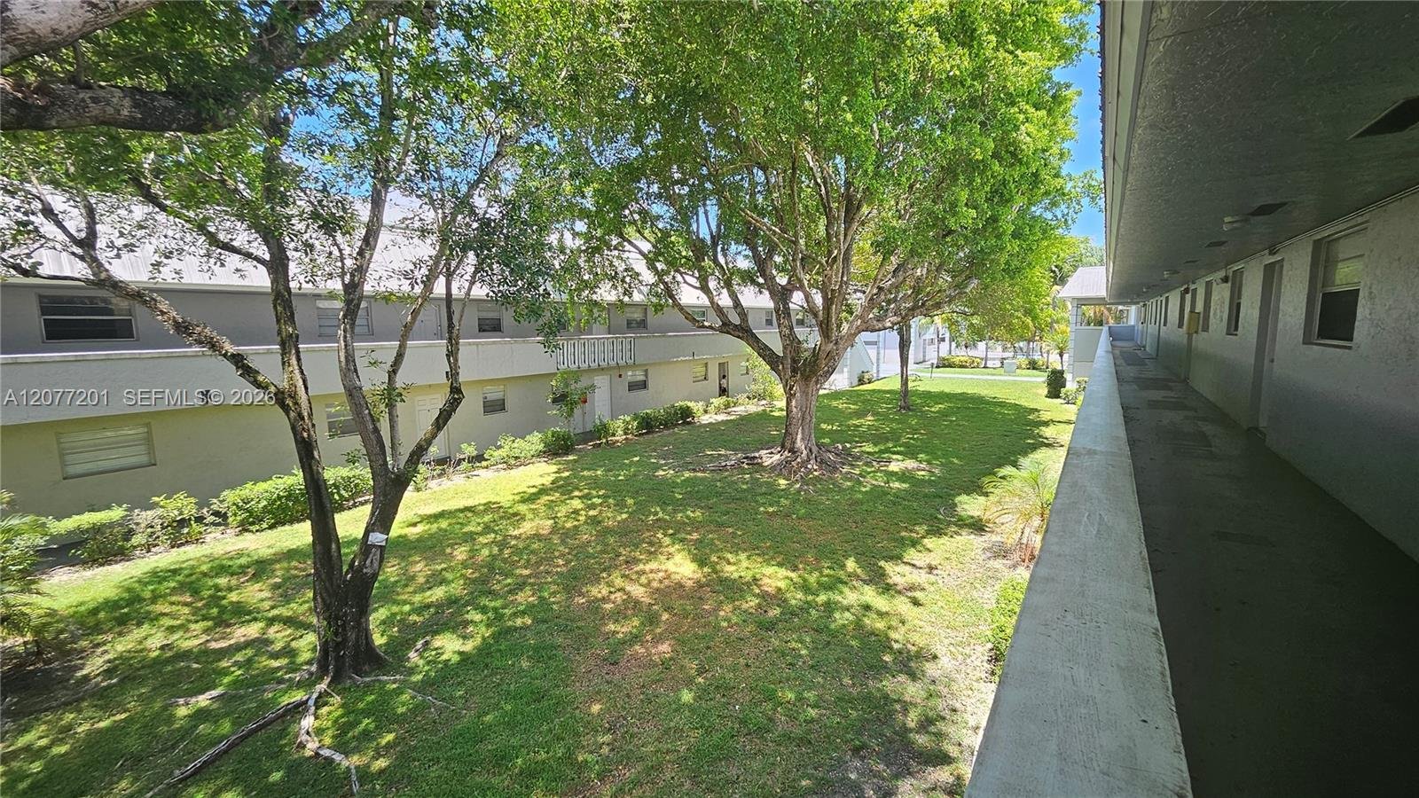 17255 SW 95th Ave # 211, Palmetto Bay FL 33157
