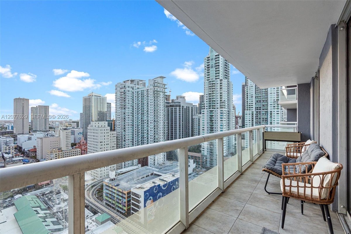 50 Biscayne Blvd # 2507, Miami FL 33132
