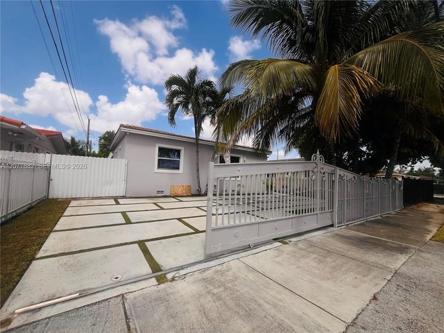 1920 NW 32nd Ave, Miami FL 33125