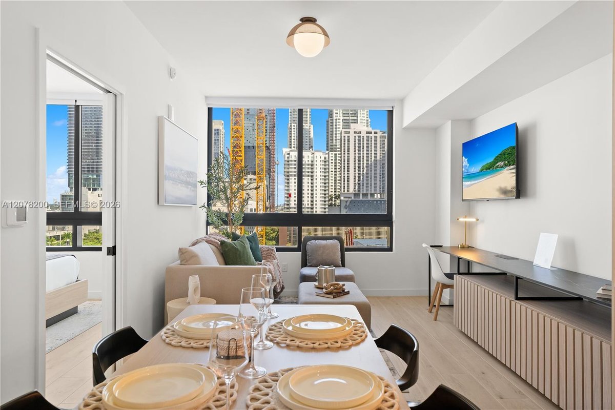225 N Miami Ave # 1003, Miami FL 33128