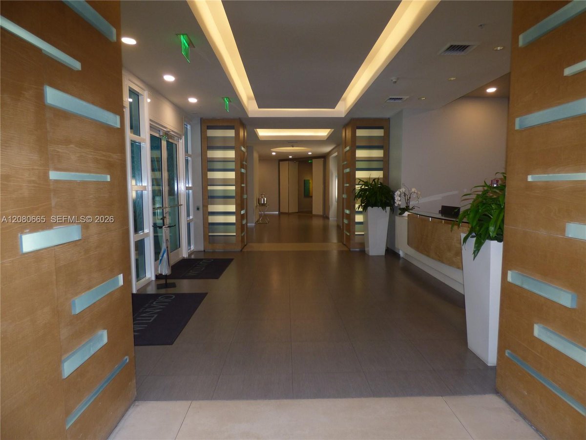 1900 N Bayshore Dr # 2905, Miami FL 33132