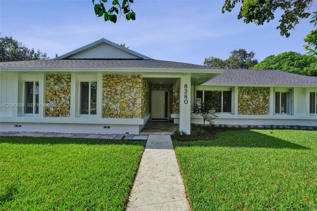 8260 SW 88th St, Miami FL 33156