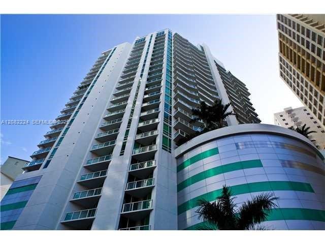 218 SE 14th St # 2108, Miami FL 33131