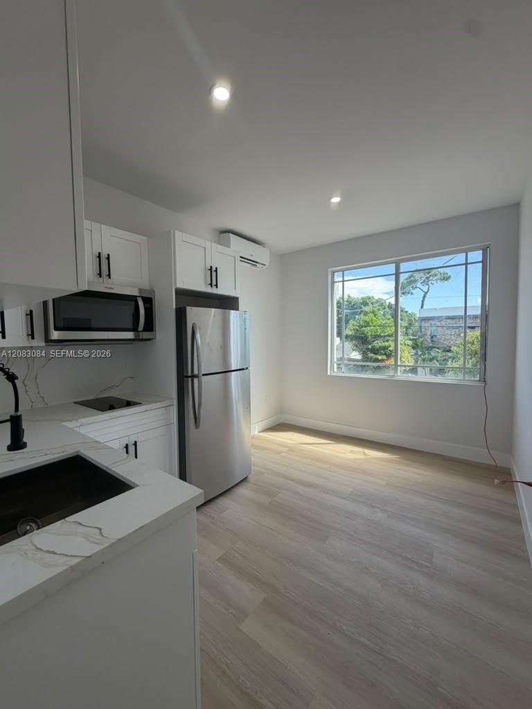 2425 SW 6th St # 9, Miami FL 33135