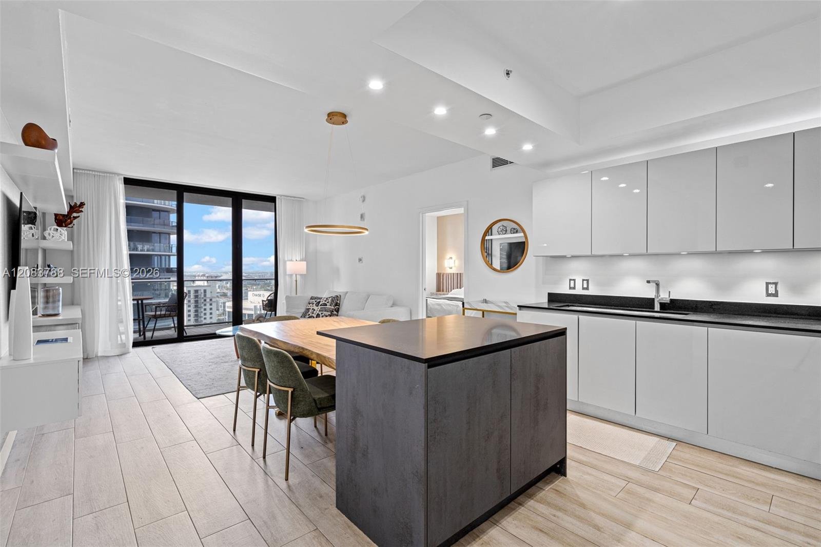 1010 Brickell Ave # 4009, Miami FL 33131