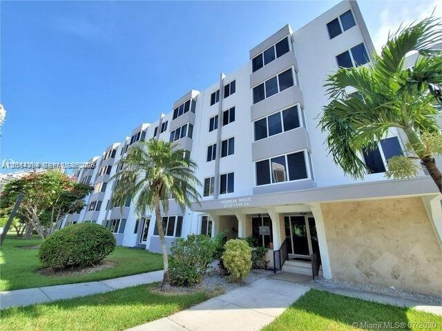 Sunny Isles Beach, FL