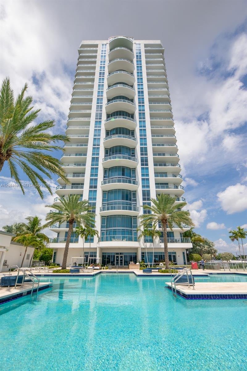 17111 SE Biscayne Blvd # 1110, North Miami Beach FL 33160