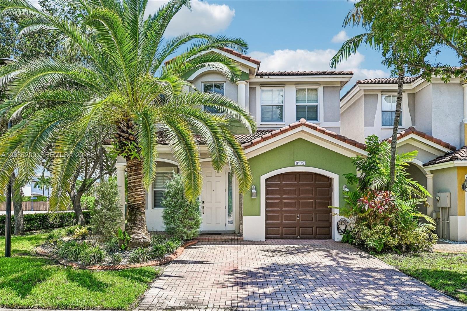 8175 NW 114th Pl, Doral FL 33178