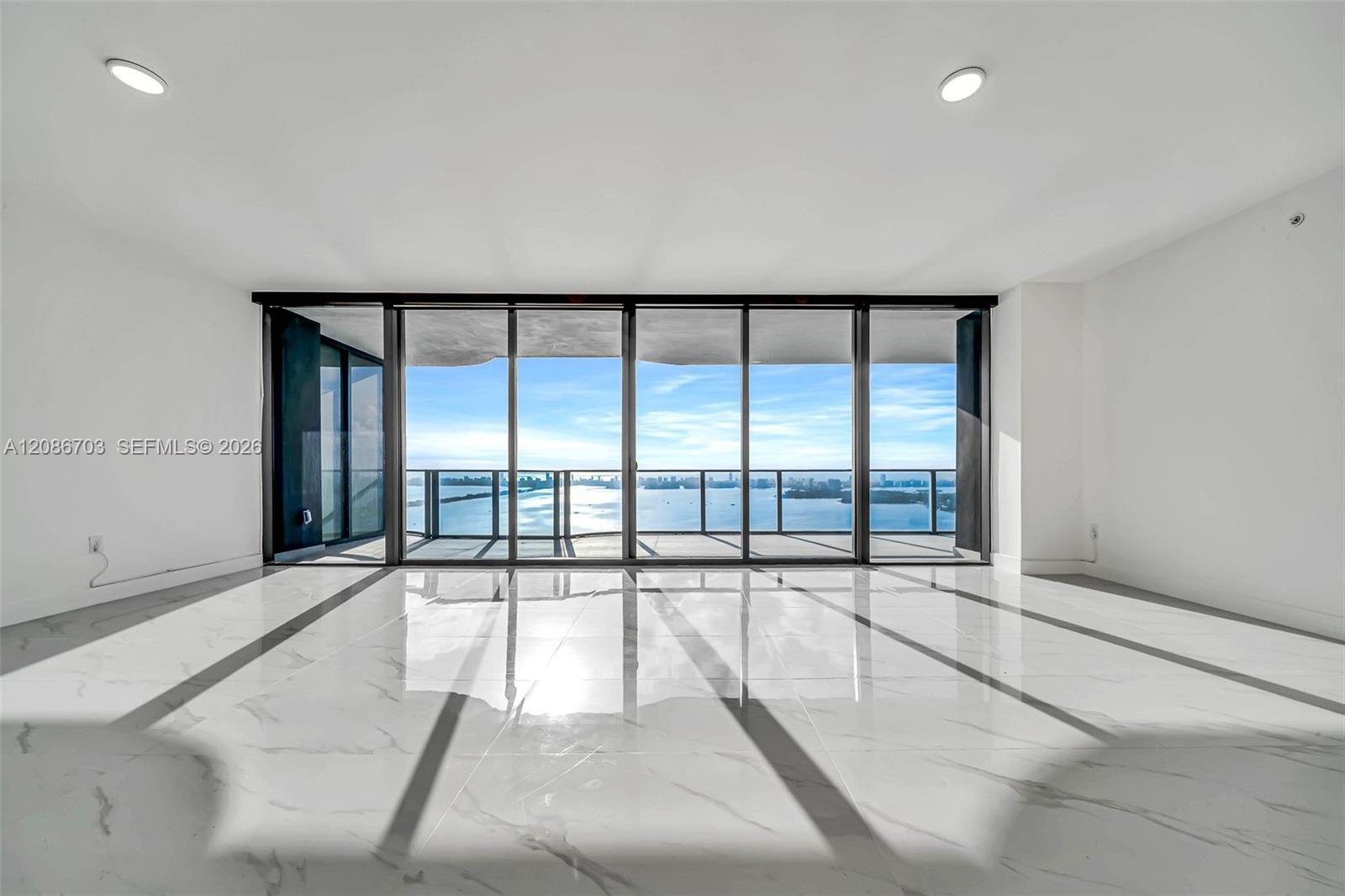 725 NE NE 24TH ST # 3002A, Miami FL 33137