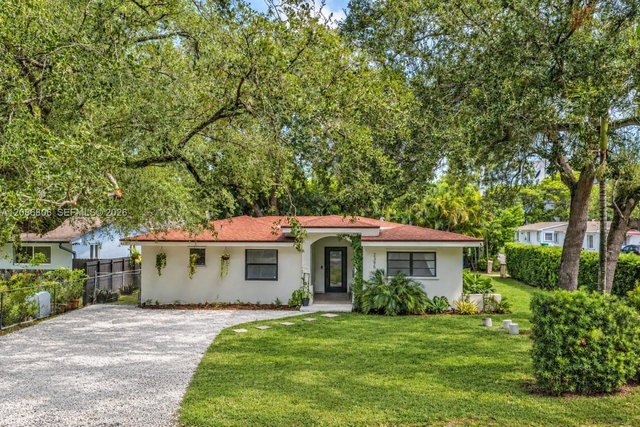 2395 NE 184th Ter, North Miami Beach FL 33160