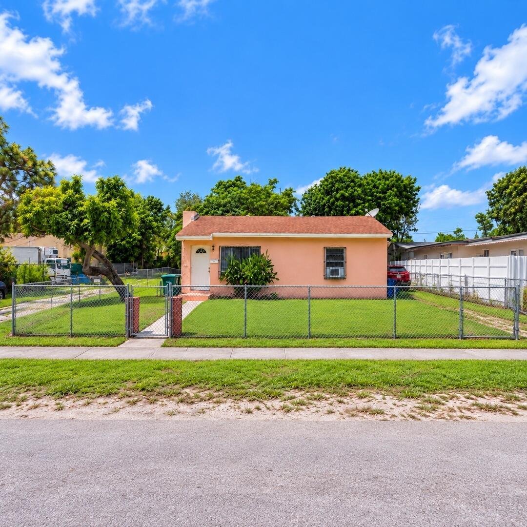 915 RUTLAND Street, Opa-Locka FL 33054