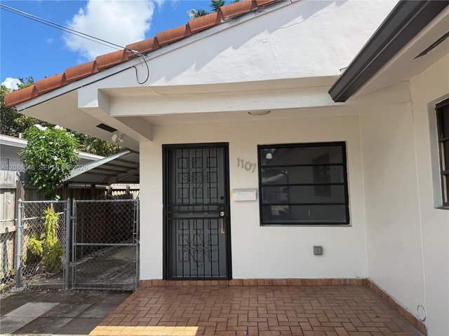 1107 NW 30th Ave # 1107, Miami FL 33125