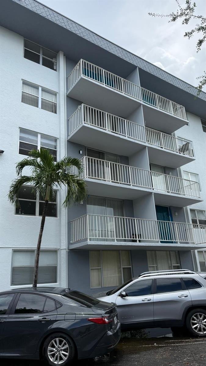 1805 E Sans Souci Boulevard # 434, North Miami FL 33181