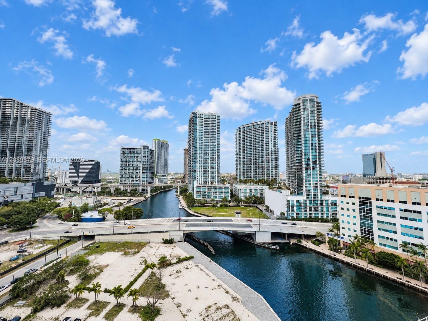 31 SE 5th St # 1805, Miami FL 33131