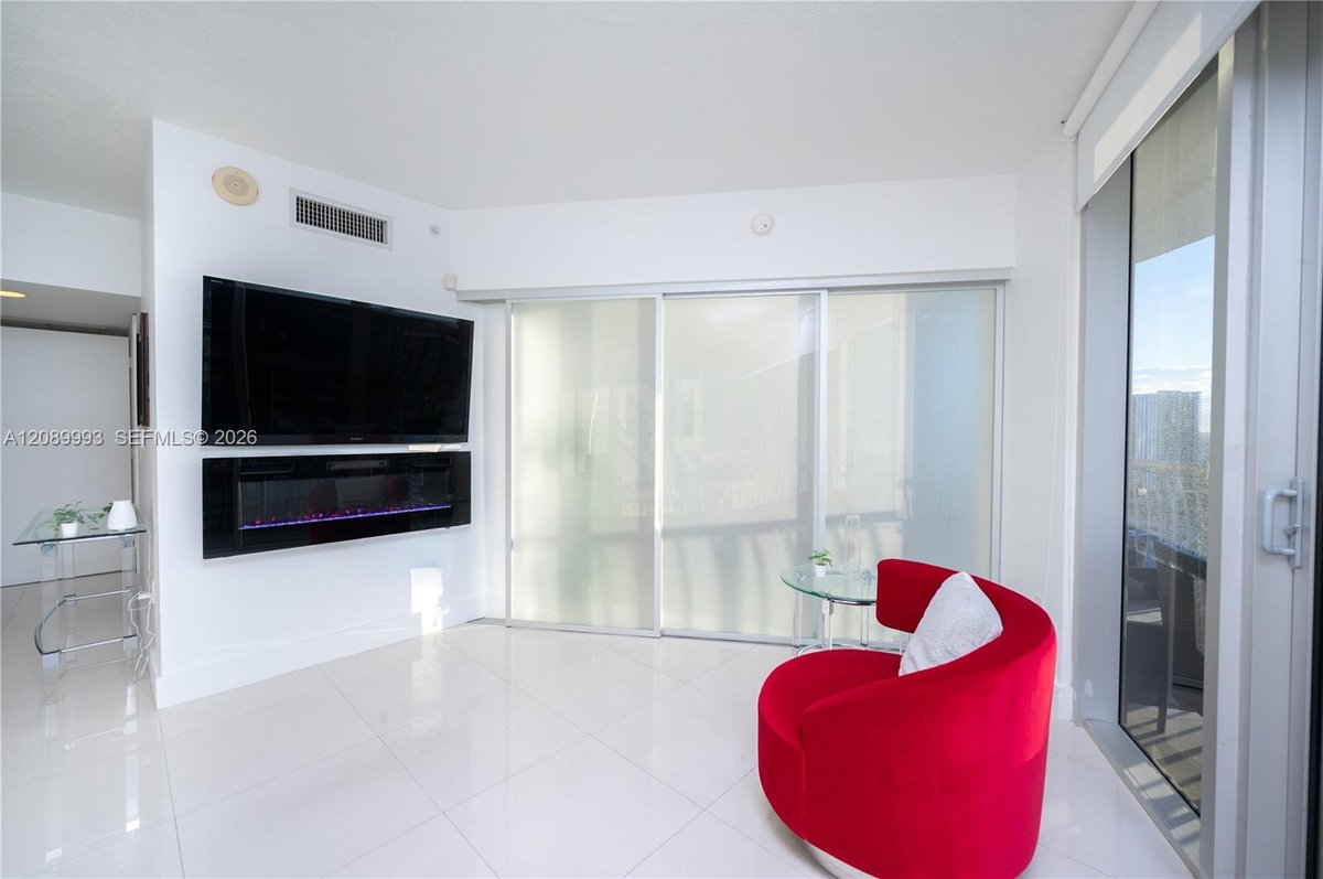 1750 N Bayshore Dr # 2615, Miami FL 33132