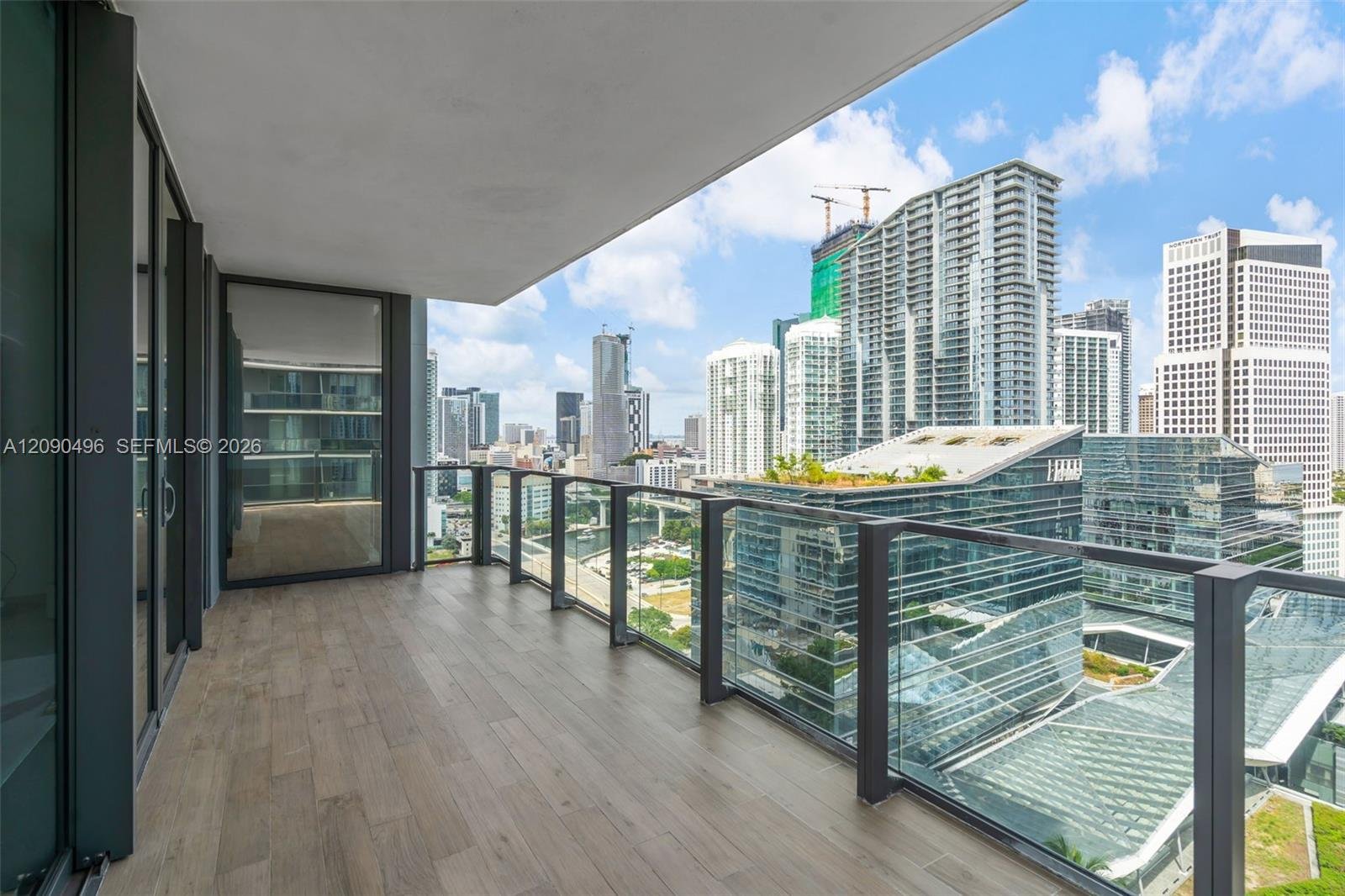 88 SW 7th St # 1901, Miami FL 33130