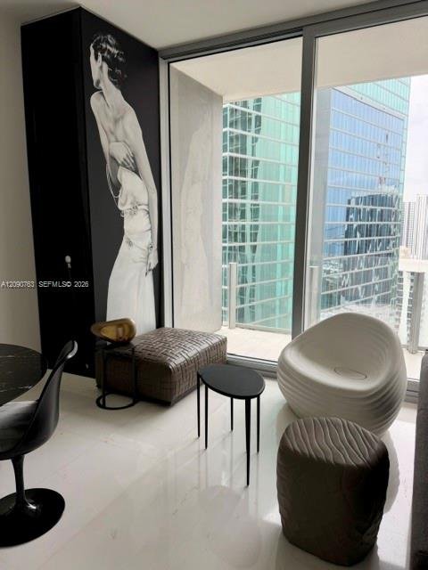 300 Biscayne Boulevard Way # 3308W, Miami FL 33131