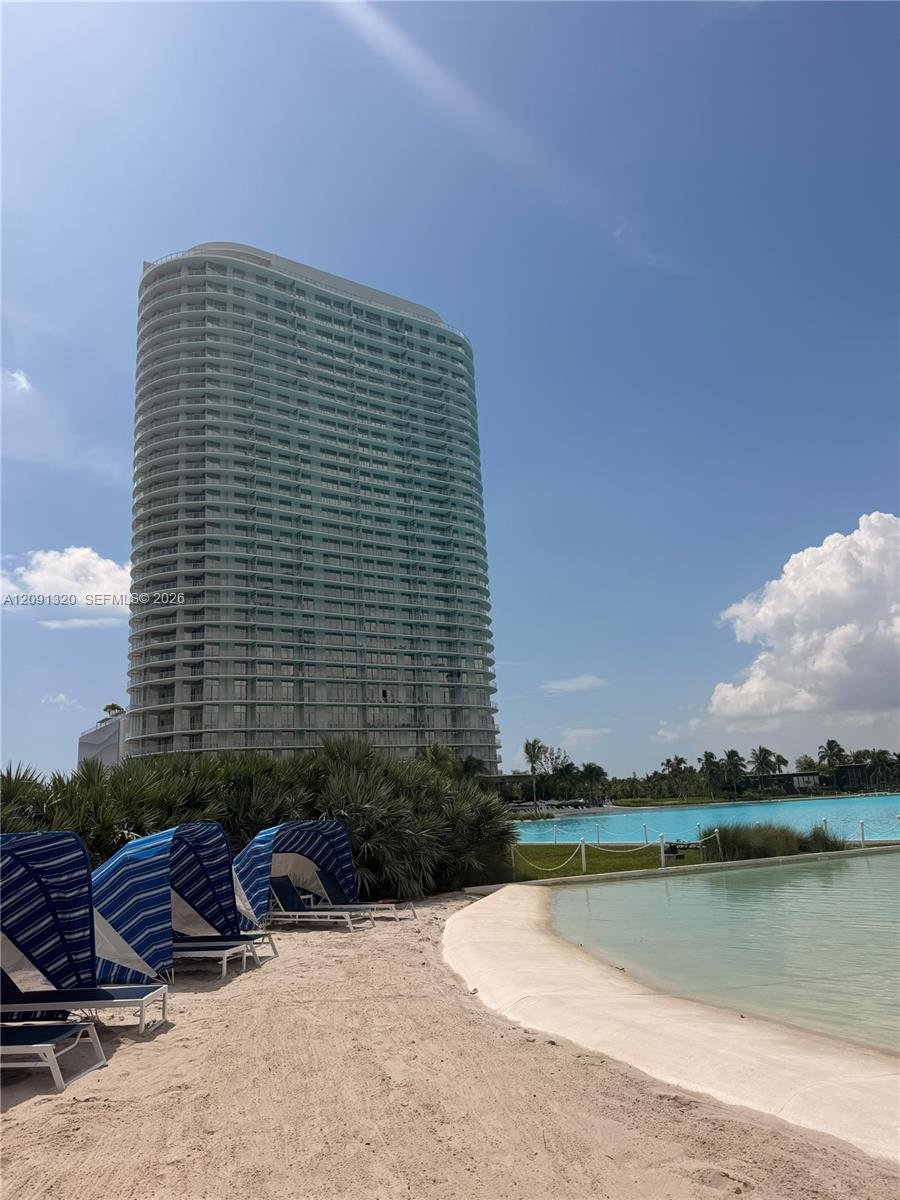 2411 Laguna Circle # 1603, North Miami FL 33181