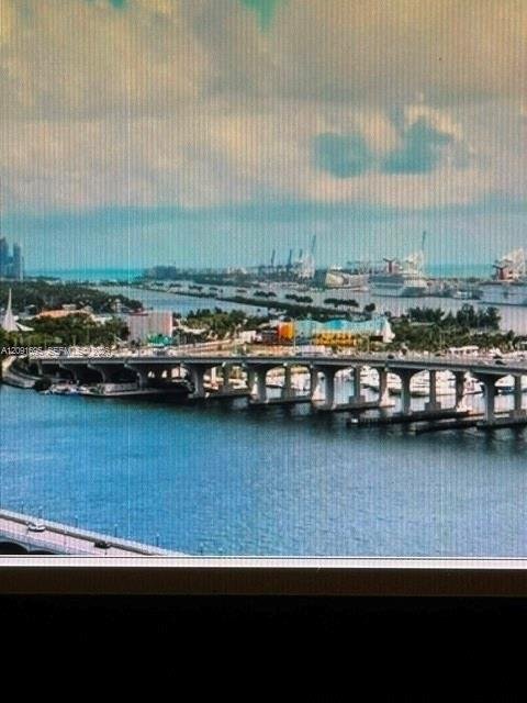 1717 N Bayshore Dr # 3246, Miami FL 33132