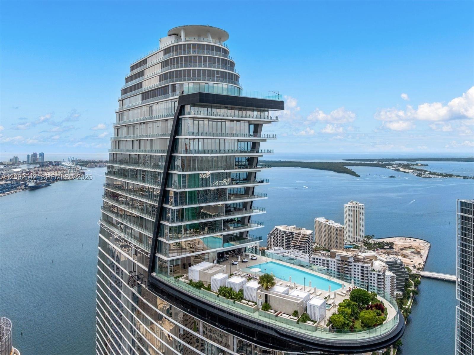 300 Biscayne Boulevard Way # 5801C, Miami FL 33131