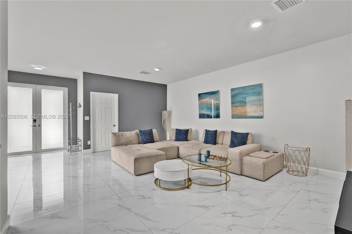 1968 NW 25th Ave # 1970, Miami FL 33125