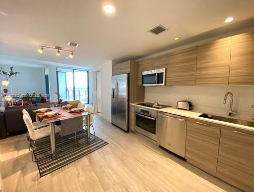 121 NE 34th St # 1714, Miami FL 33137